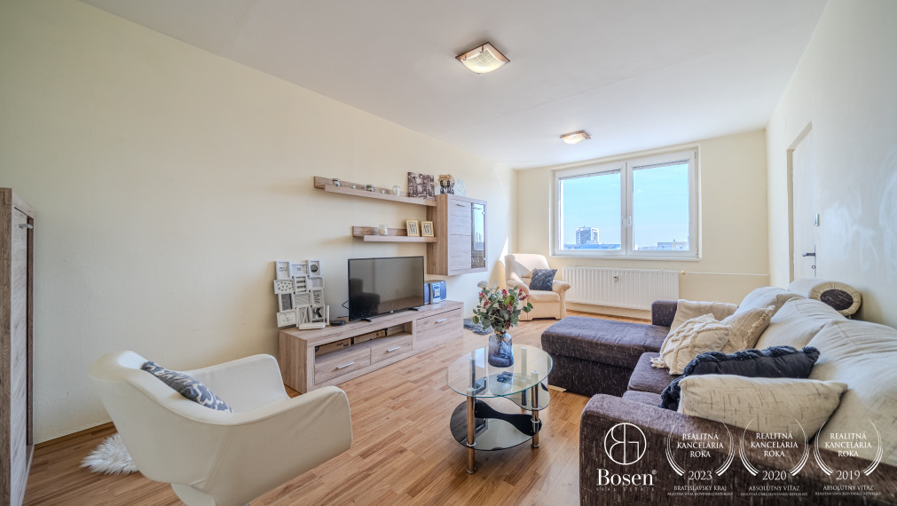 BOSEN | PRENAJATÉ Priestranný 2 -izb. byt Rezedová ulica, Ružinov,balkón