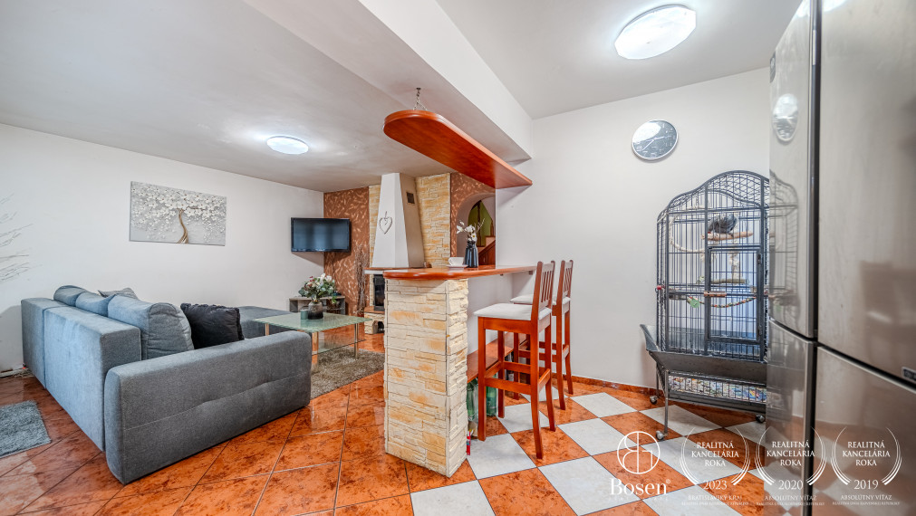 BOSEN | Kompletne zariadený 3 izbový dom pri Jazere, Vajnory