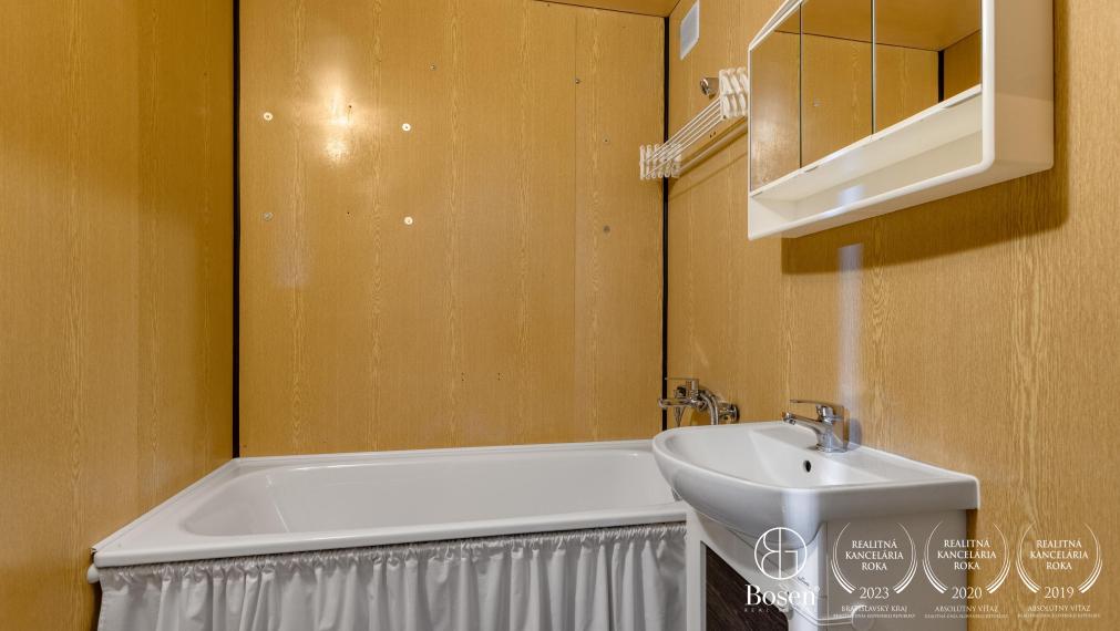 BOSEN | Na prenájom zariadený 2 izbový byt v centre mesta Malacky, Záhorácka