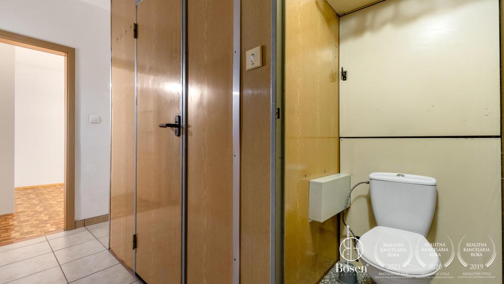 BOSEN | Na prenájom zariadený 2 izbový byt v centre mesta Malacky, Záhorácka