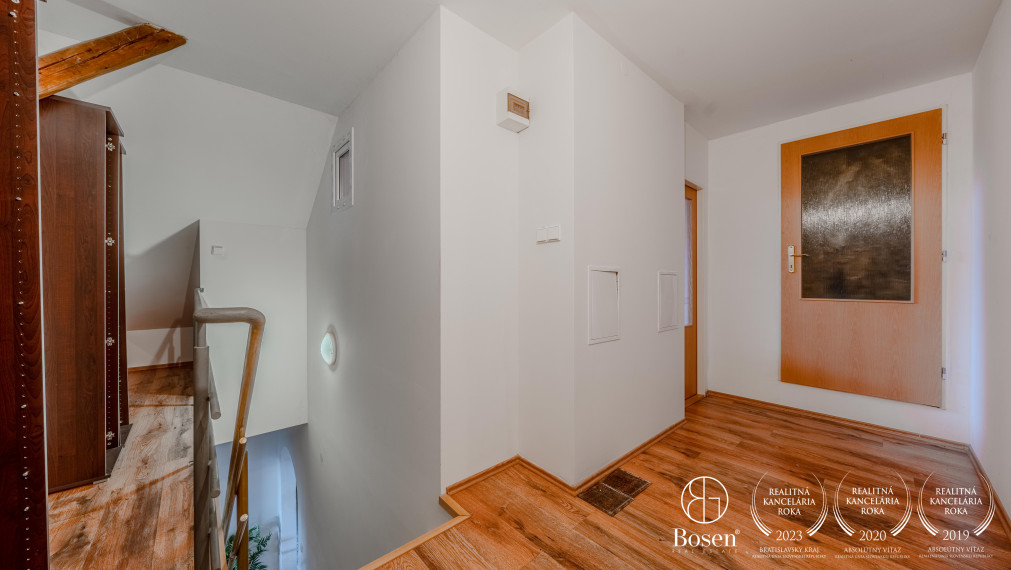 REZERVOVANÝ BOSEN I 5-izbový rodinný dom v centre Trnavy s obchodný priestorom priamo v dome