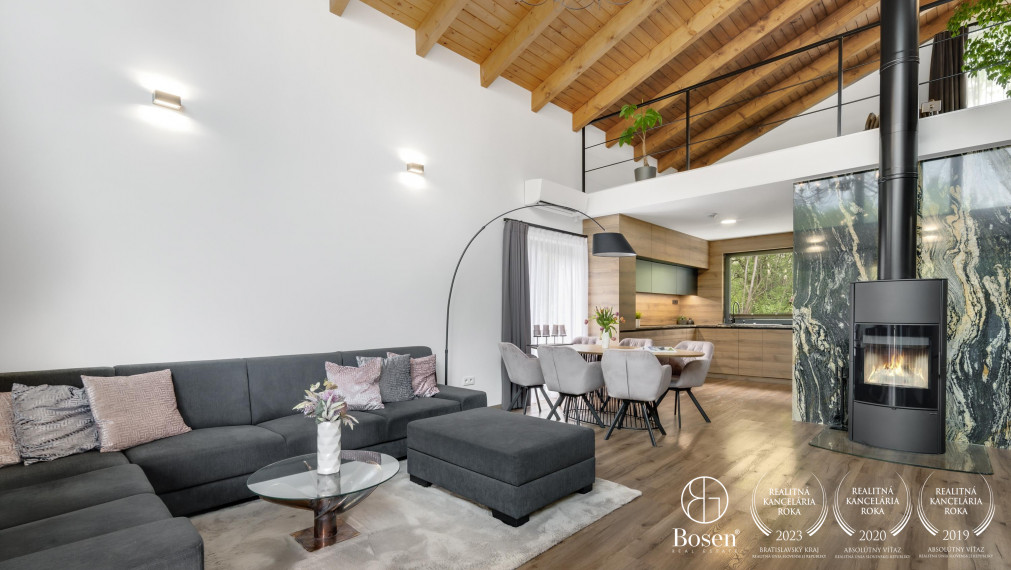 BOSEN | PREDAJ luxusný 4 izbový hausbót na brehu Jaroveckého ramena, Bratislava