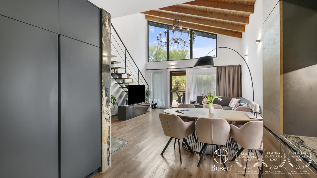 BOSEN | PREDAJ luxusný 4 izbový hausbót na brehu Jaroveckého ramena, Bratislava