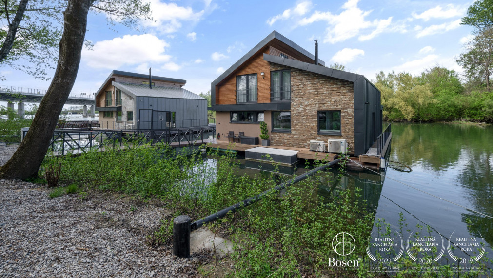 BOSEN | PREDAJ luxusný 4 izbový hausbót na brehu Jaroveckého ramena, Bratislava