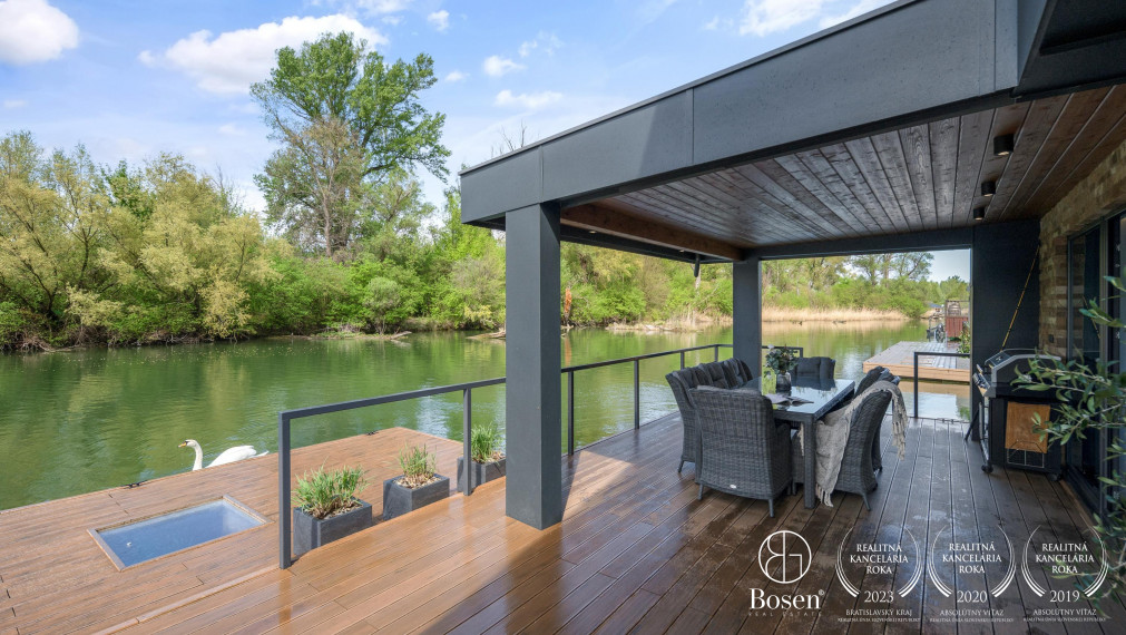 BOSEN | PREDAJ luxusný 4 izbový hausbót na brehu Jaroveckého ramena, Bratislava