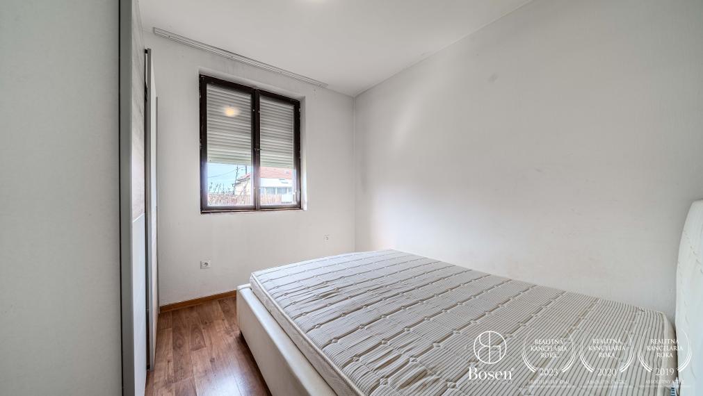 BOSEN | Na predaj rodinný dom s veľkým pozemkom Šúrovce