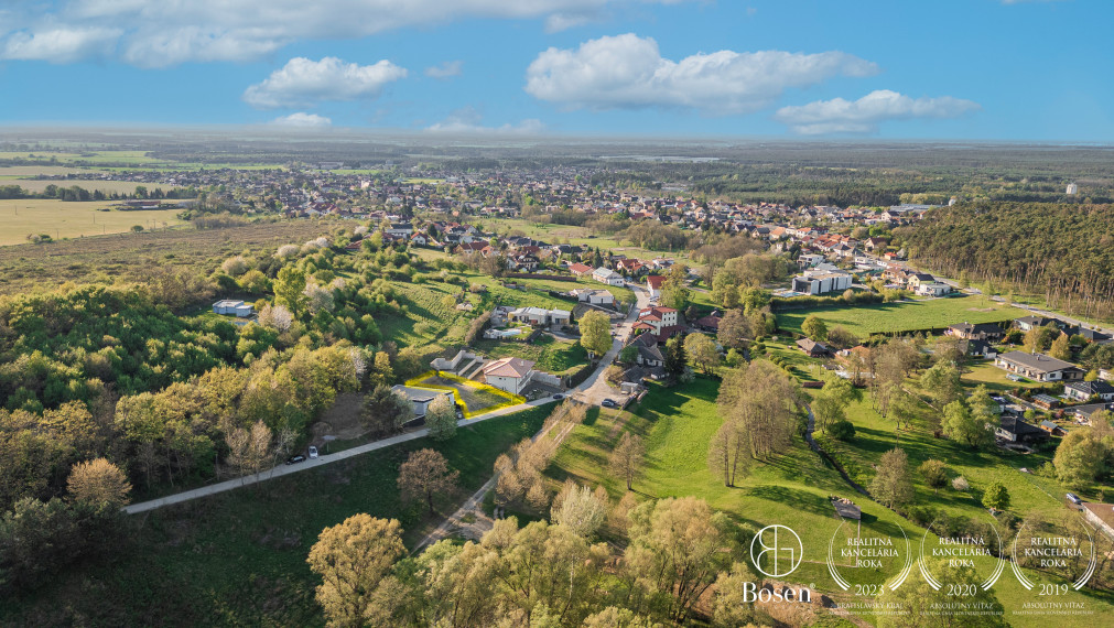Rezervované! BOSEN| Na predaj: Pozemok s právoplatným stavebným povolením, Zvončínska ulica