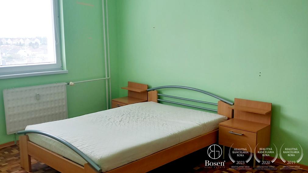 BOSEN | Na prenájom zariadený 2 izbový byt v centre mesta Malacky, Záhorácka