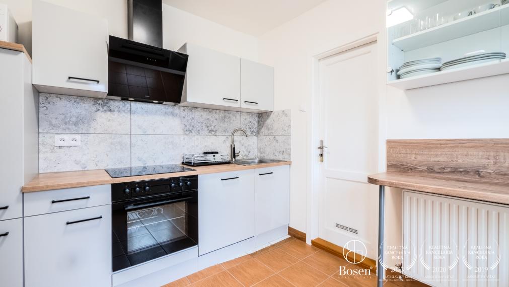 BOSEN | Prenájom kancelárskych priestorov, Bratislava - Ružinov, Jakabová ul., 97 m2