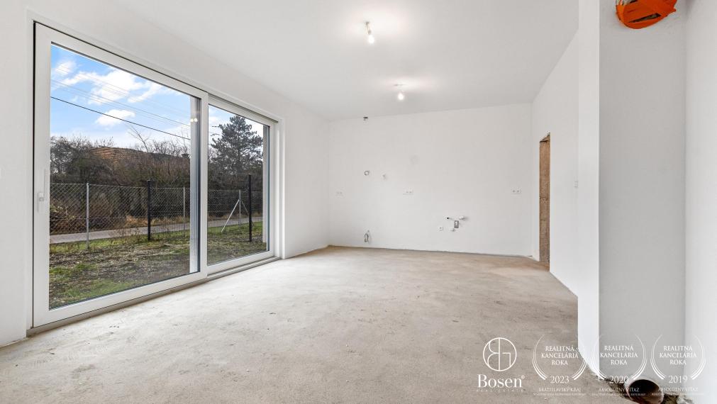 Nová cena! Nízkoenergetický 4 izbový rodinný dom blízko mesta Senec a Dunajská Streda