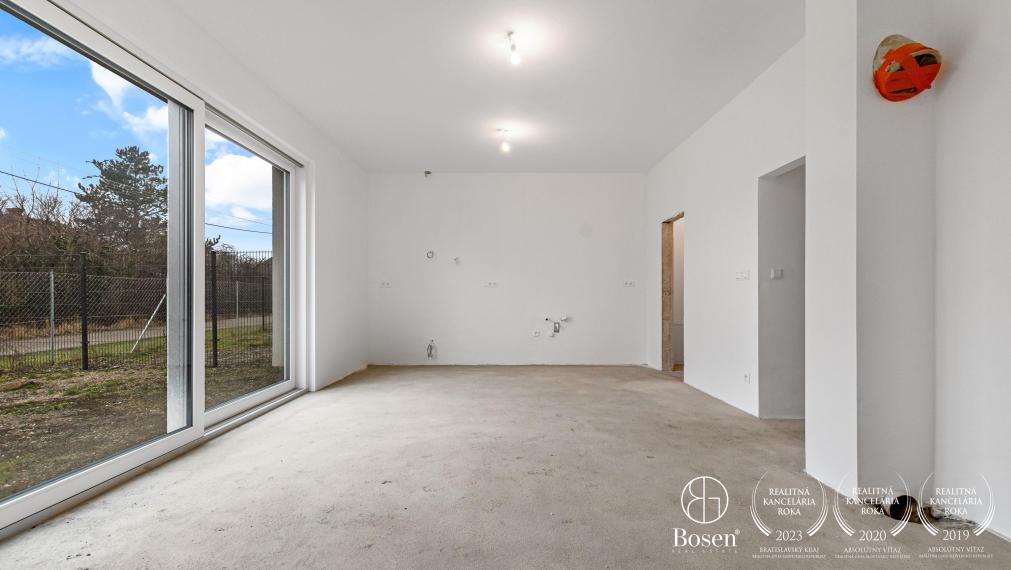 Nová cena! Nízkoenergetický 4 izbový rodinný dom blízko mesta Senec a Dunajská Streda