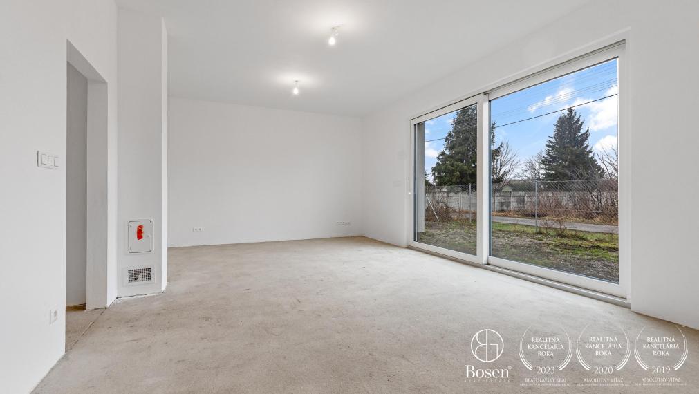 Nová cena! Nízkoenergetický 4 izbový rodinný dom blízko mesta Senec a Dunajská Streda