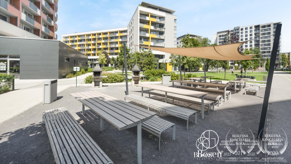 BOSEN | 3kk apartmán s garážovým státím v novostavbe NUPPU