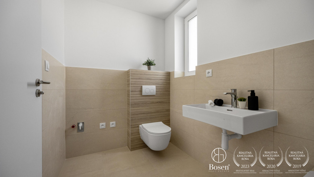 REZERVOVANÉ A2-Mezonetový 4 izbový RD Slnečné záhrady-Hubice