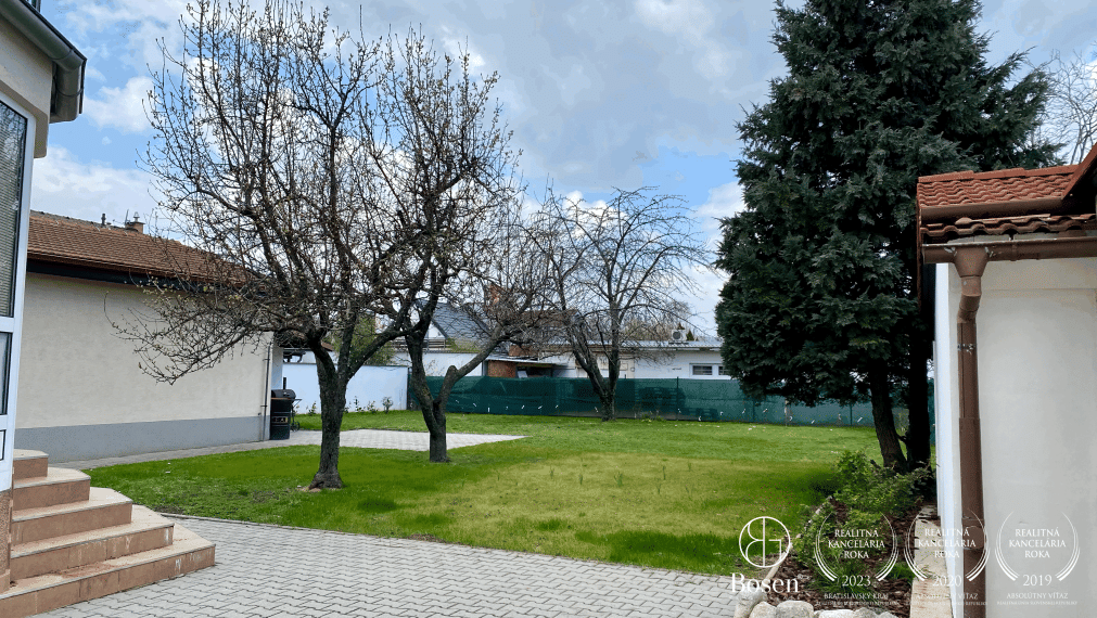 BOSEN | Prenajaté  rodinný dom, Bratislava - Ružinov, Jakabová ul., 97 m2