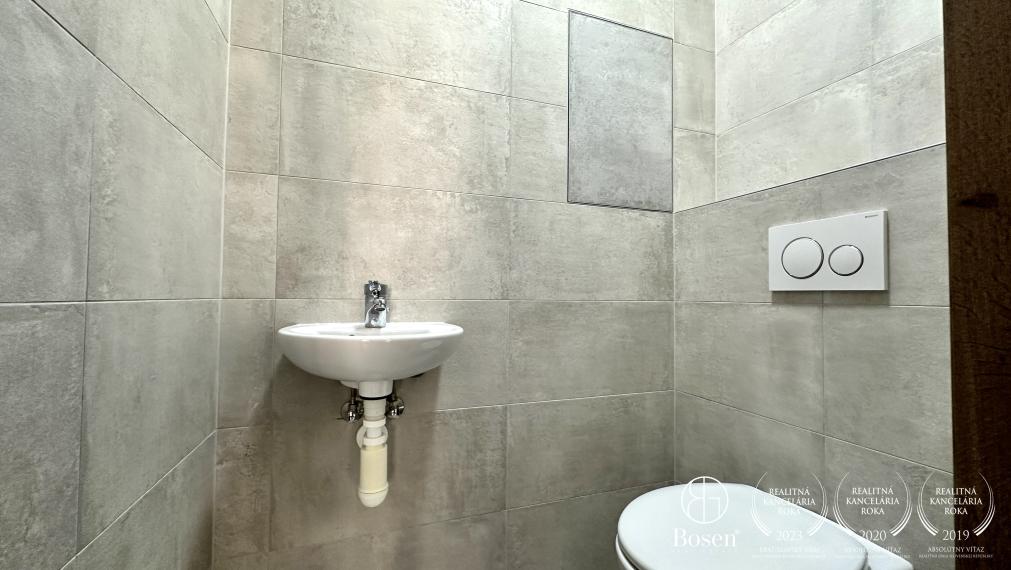 BOSEN | PRENAJATÉ 3 izbový byt s garážovým státím v novostavbe pri Mýte