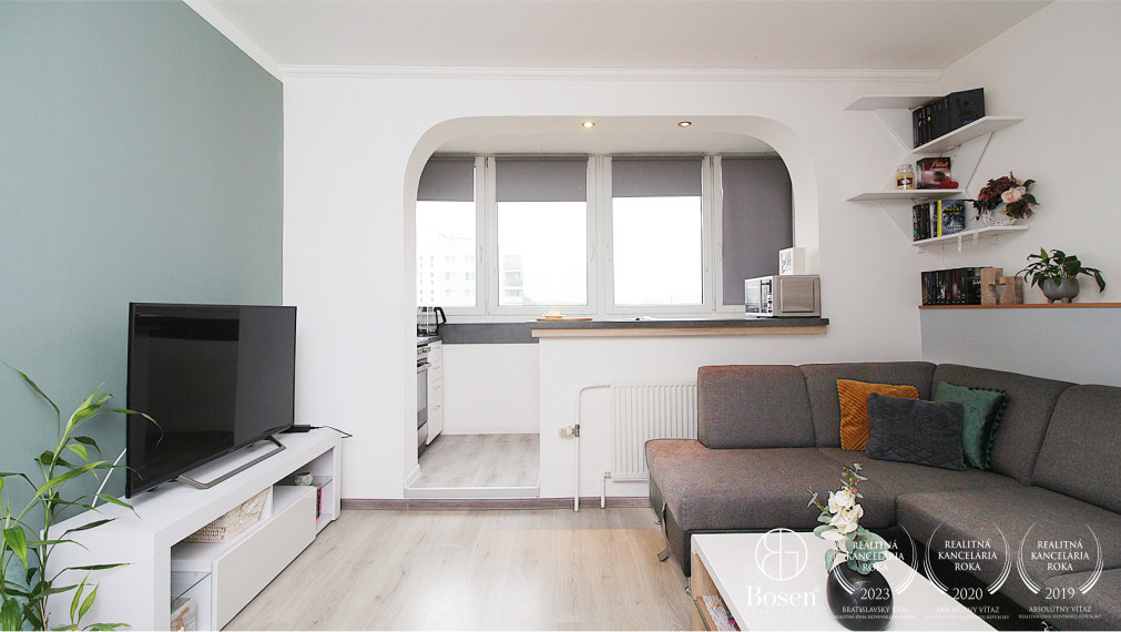 BOSEN | 2 izbový byt s lodžiou, v pokojnom prostredí Petržalky - Strečnianska ulica