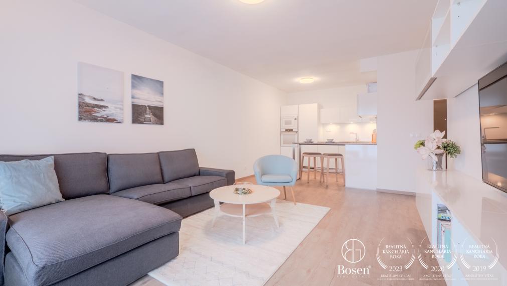 BOSEN | Rezervované - Prenájom zariadený 2i byt s balkónom a garážovým státím, 54 m2, Rezidencia Tabáň, Nitra