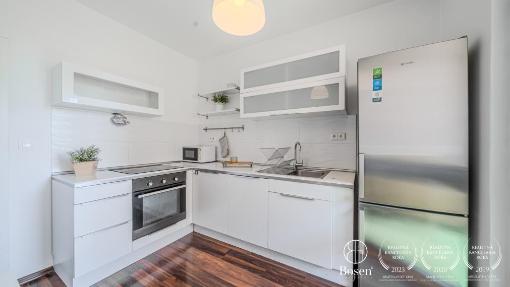 PREDANÉ - BOSEN | 3 izbový byt s loggiou, Petržalka, 73 m2