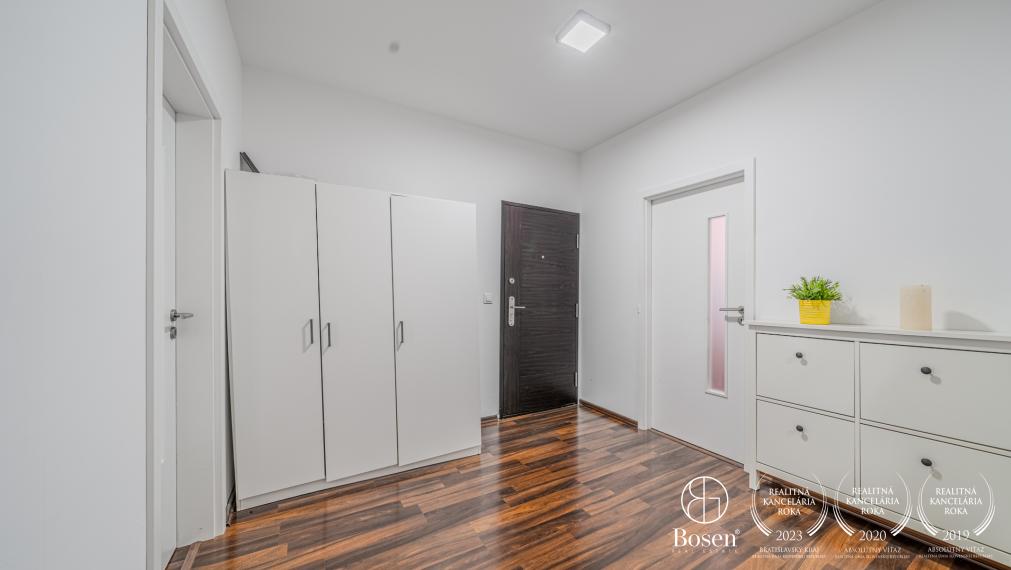 PREDANÉ - BOSEN | 3 izbový byt s loggiou, Petržalka, 73 m2