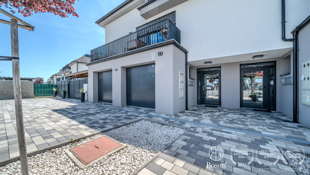 BOSEN | Zariadený 4.izb.byt s terasou, vlastnou garážou a parkingom, Malinovo, 103 m2