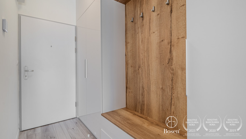 BOSEN | Zariadený 3 izb. byt s parkovacím miestom a balkónom v novostavbe SEPTIMO 2, Údernícka, Petržalka, 67 m2