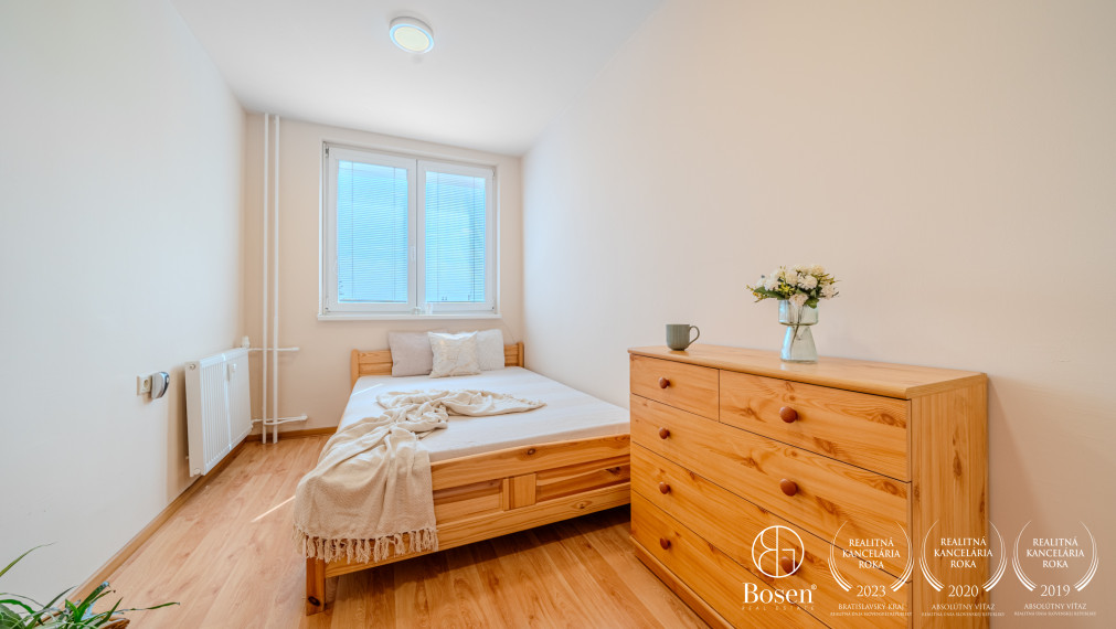 BOSEN | 4 izbový  byt s novou kuchyňou v Piešťanoch