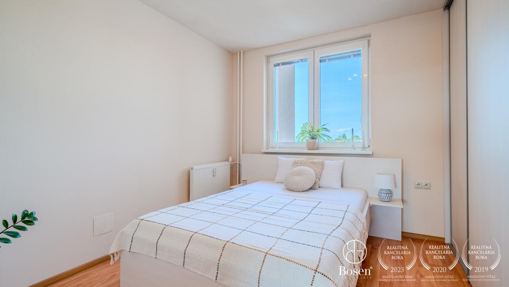 BOSEN | 4 izbový  byt s novou kuchyňou v Piešťanoch