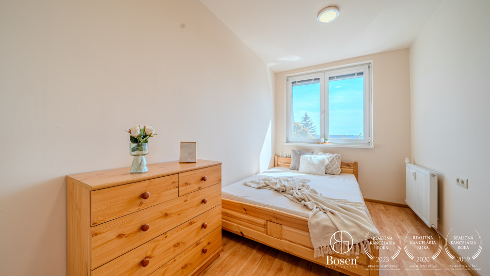 BOSEN | 4 izbový  byt s novou kuchyňou v Piešťanoch