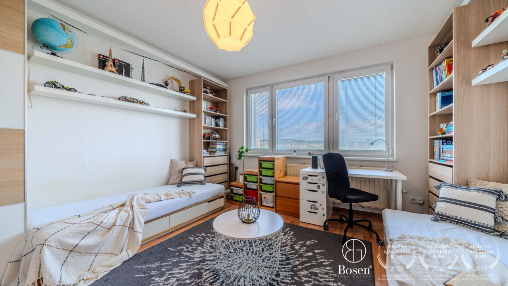 BOSEN | Na predaj zrekonštruovaný 3 izbový byt, Petržalka, ul. Blagoevova