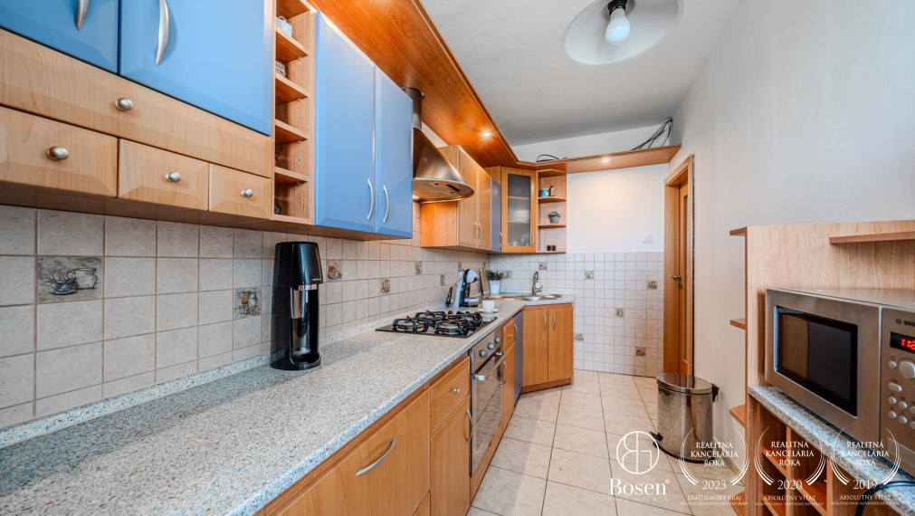 BOSEN | Na predaj zrekonštruovaný 3 izbový byt, Petržalka, ul. Blagoevova