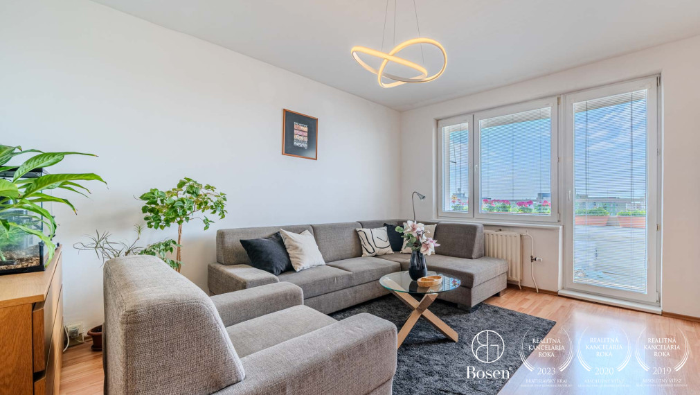 BOSEN | Na predaj zrekonštruovaný 3 izbový byt, Petržalka, ul. Blagoevova