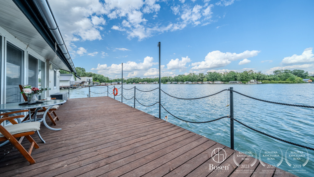 BOSEN | Prenájom 3 izbový hausbót na brehu Jaroveckého ramena, Bratislava