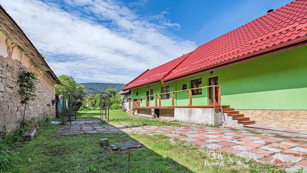 BOSEN |  REZERVOVANY príjemný vidiecky dom s rozsiahlym pozemkom 1251m2