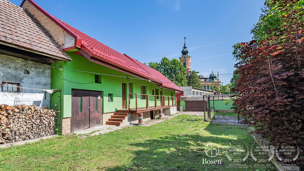 BOSEN |  REZERVOVANY príjemný vidiecky dom s rozsiahlym pozemkom 1251m2