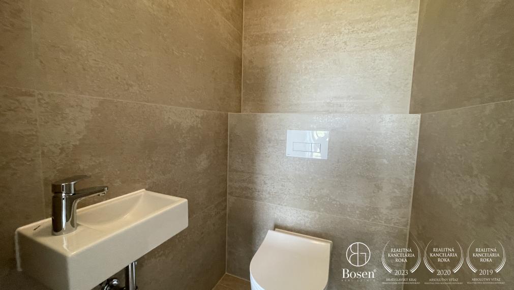 BOSEN | Zariadený trojizbový byt v dvojdome v novej tichej lokalite, Miloslavov, Liesková, 425 m2