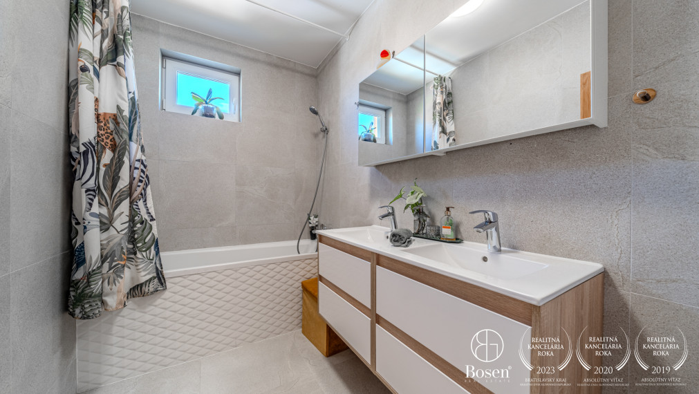 BOSEN | Výnimočný 4-izbový byt s veľkou terasou, Štvrtok na Ostrove, 197 m2