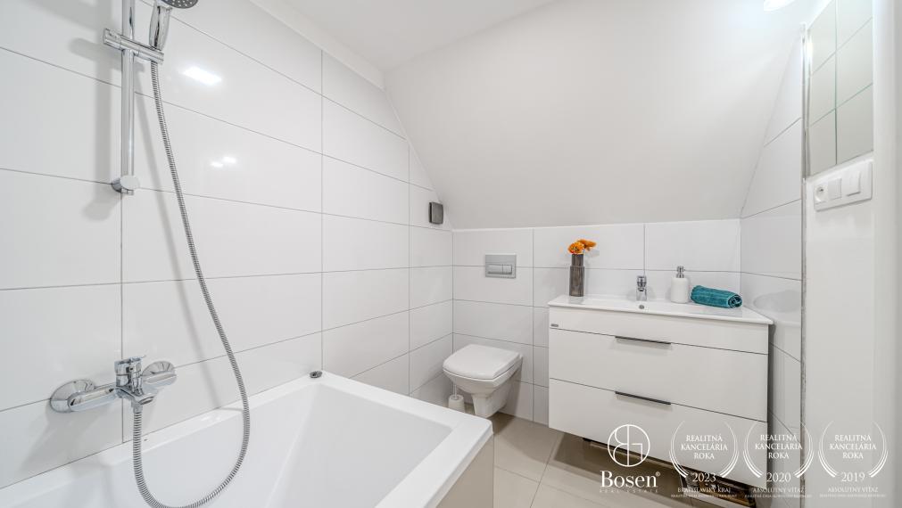 BOSEN | 4 izbový rodinný dom za cenu bytu v Bratislave, Devín