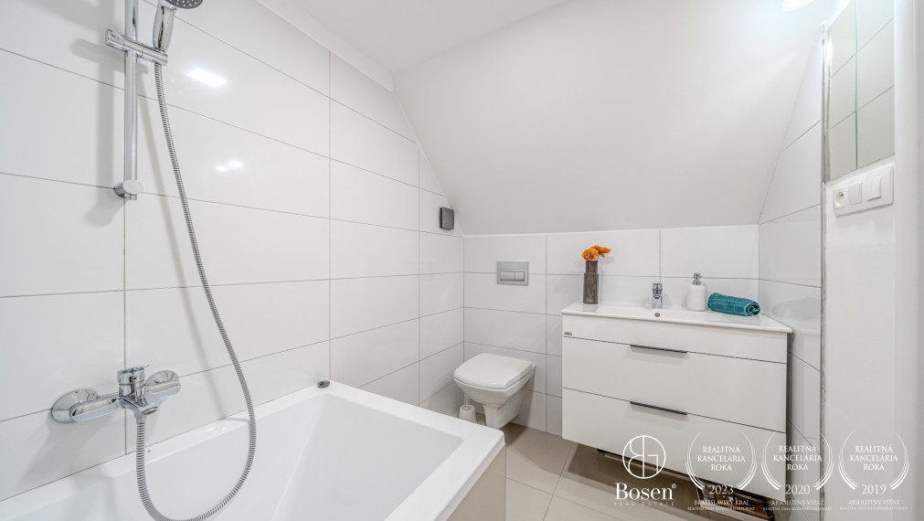 BOSEN | 4 izbový rodinný dom za cenu bytu v Bratislave, Karlova Ves