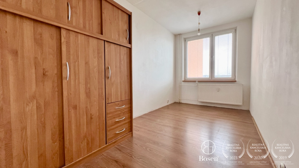 BOSEN | Na predaj 2 izbový slnečný byt na ulici L. Novomeského - Trenčín