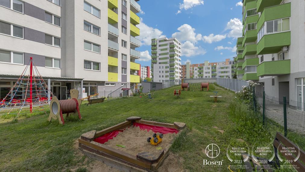 PREDANÉ: BOSEN | Zariadený 1kk byt v novostavbe, Rustaveliho, Rača 42 m2