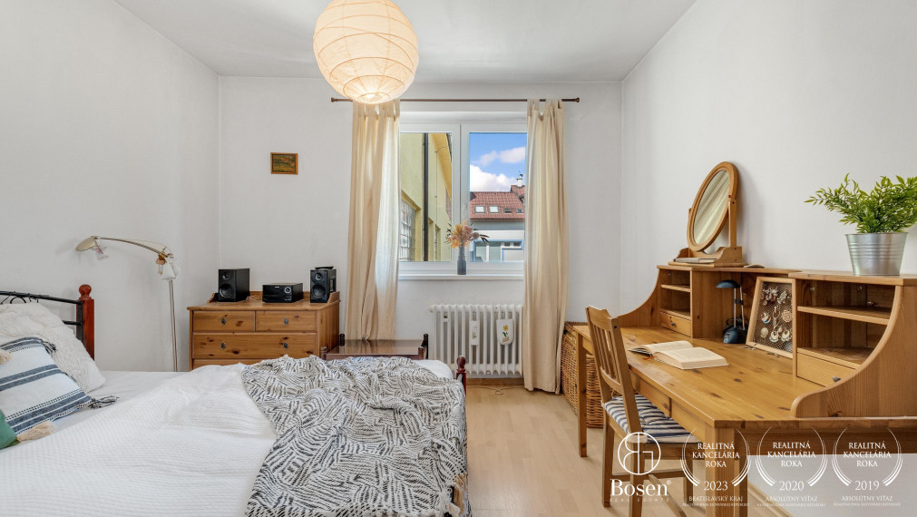 PREDANÉ - BOSEN | 3 izbový byt v blízkosti nábrežia Dunaja, 80 m2, Staré Mesto