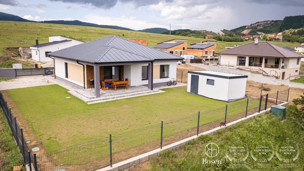 REZERVOVANÉ | BOSEN | 4 izbová novostavba rodinného domu - Trenčianske Mitice