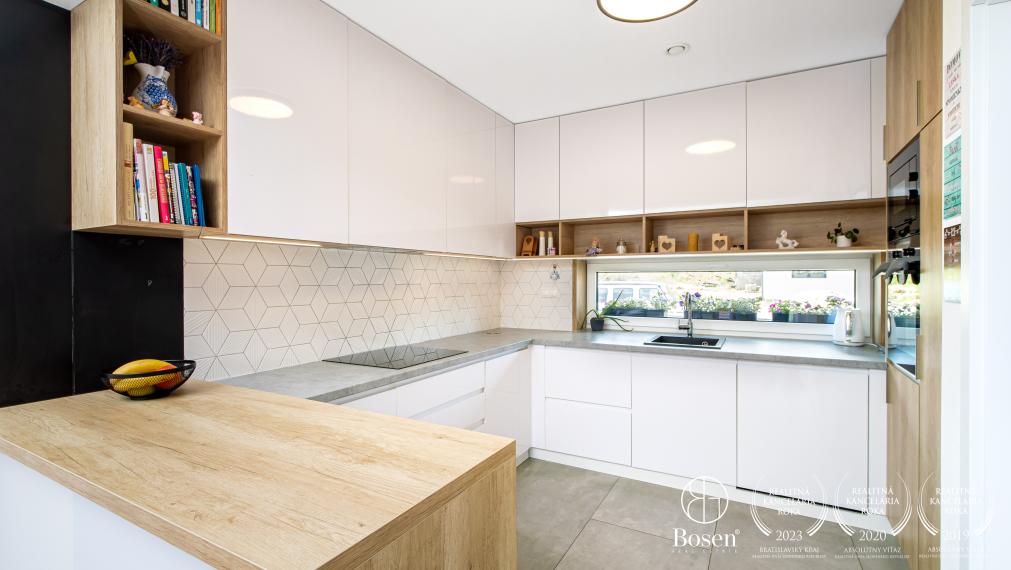 REZERVOVANÉ | BOSEN | 4 izbová novostavba rodinného domu - Trenčianske Mitice