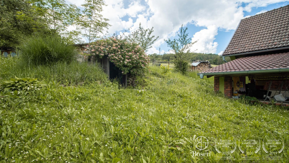 BOSEN | Na predaj rodinný dom  - Motešice