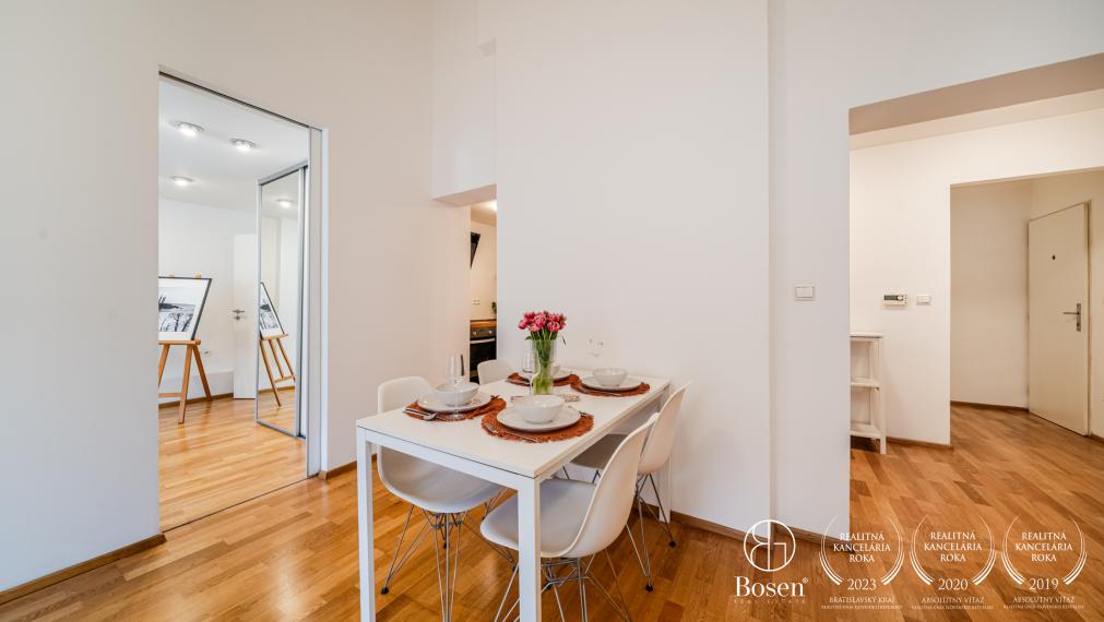 REZERVOVANÉ -  BOSEN | 2 izbový byt pri OC Eurovea v Starom Meste, Klemensova, 59,02m2