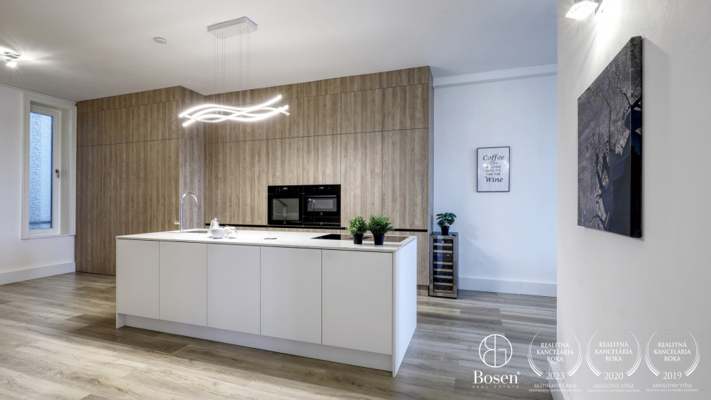 BOSEN | 4-izb. mezonet, 217m2 + 83m2 terasa, Palác Motešických