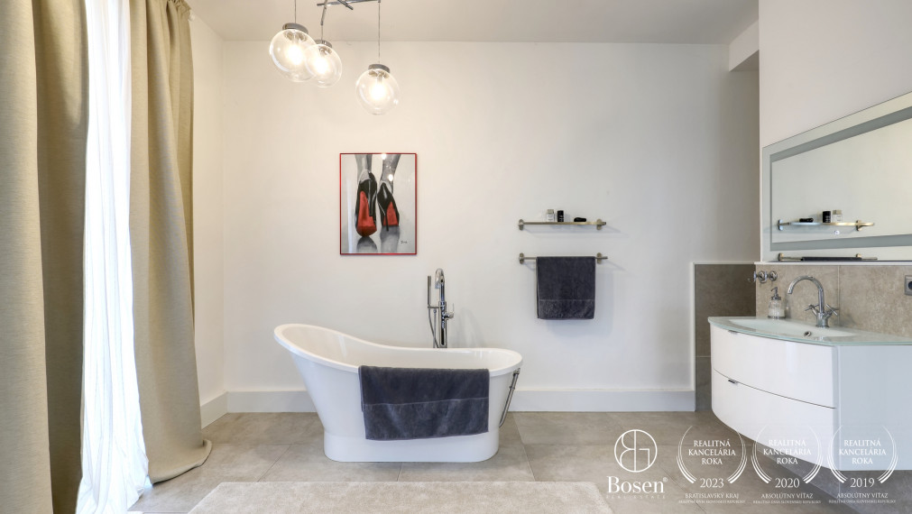 BOSEN | 4-izb. mezonet, 217m2 + 83m2 terasa, Palác Motešických