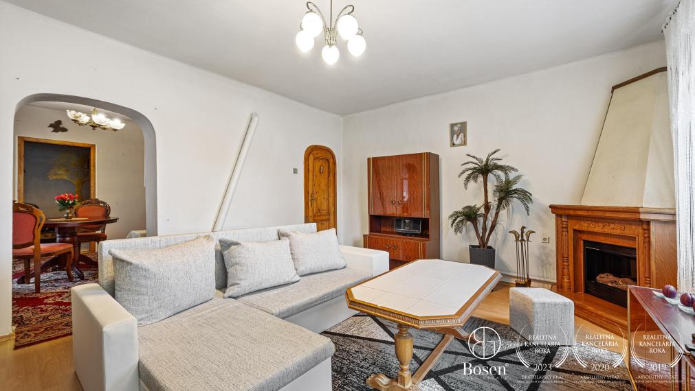 BOSEN | REZERVOVANÉ!! Na predaj domček vhodný na trvalé bývanie ako aj chalupa, Závod