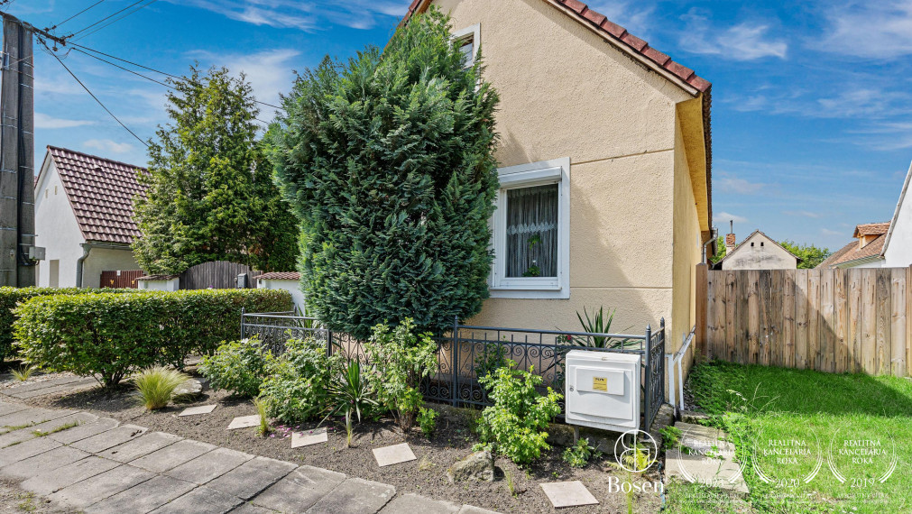 BOSEN | REZERVOVANÉ!! Na predaj domček vhodný na trvalé bývanie ako aj chalupa, Závod